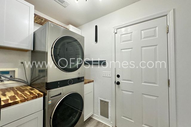 2426 Houston Circle, Gulf Breeze, FL 32561