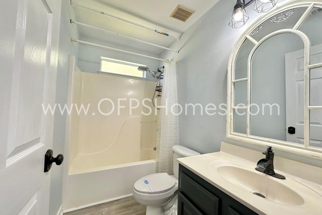 2426 Houston Circle, Gulf Breeze, FL 32561