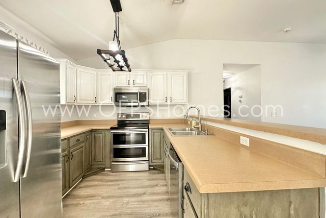 2426 Houston Circle, Gulf Breeze, FL 32561