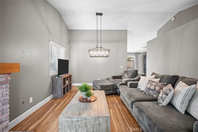 19288 White Dove, Riverside, CA 92508