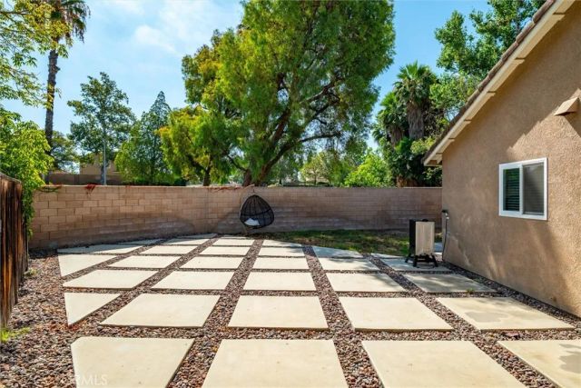 19288 White Dove, Riverside, CA 92508