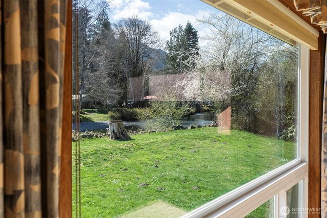 210 Kelly Road, Brinnon, WA 98320