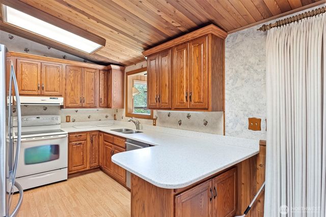 210 Kelly Road, Brinnon, WA 98320