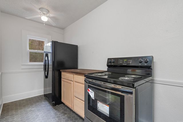 413 Whittington Avenue, Hot Springs, AR 71901