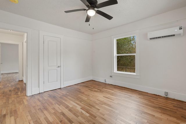 413 Whittington Avenue, Hot Springs, AR 71901