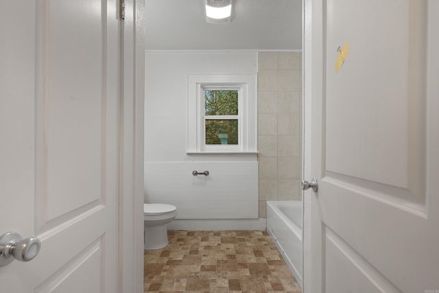 413 Whittington Avenue, Hot Springs, AR 71901