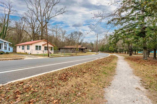 413 Whittington Avenue, Hot Springs, AR 71901