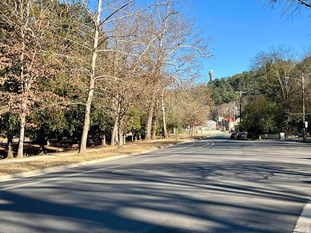 413 Whittington Avenue, Hot Springs, AR 71901