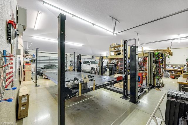 1503 NW 41st PL, Cape Coral, FL 33993