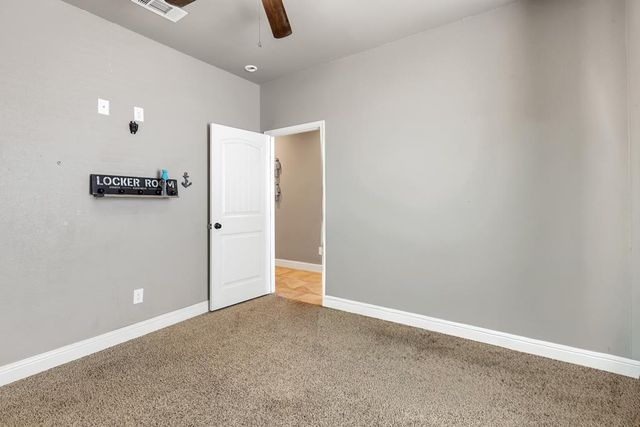 1909 N County Rd 1110, Midland, TX 79706