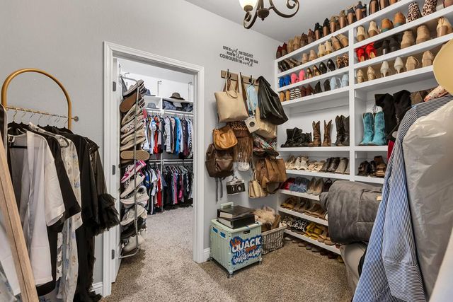 1909 N County Rd 1110, Midland, TX 79706