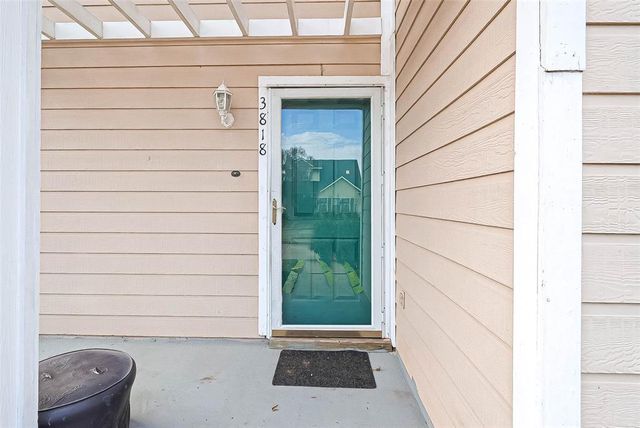 3818 W Traditions Boulevard, Houston, TX 77082