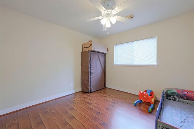 3818 W Traditions Boulevard, Houston, TX 77082