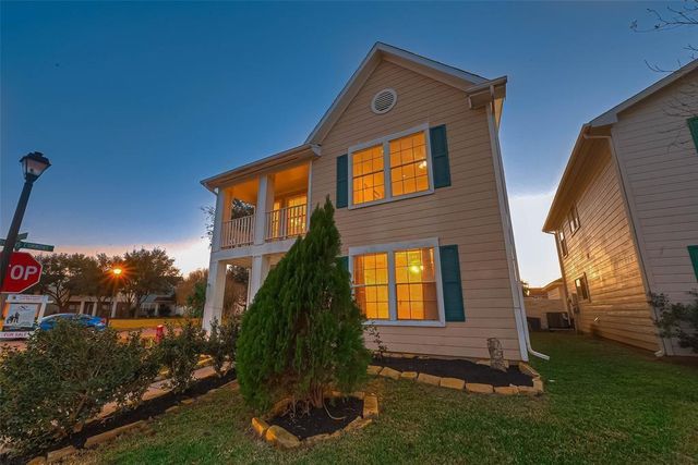 3818 W Traditions Boulevard, Houston, TX 77082