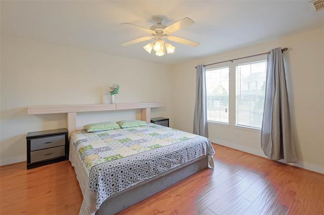 3818 W Traditions Boulevard, Houston, TX 77082