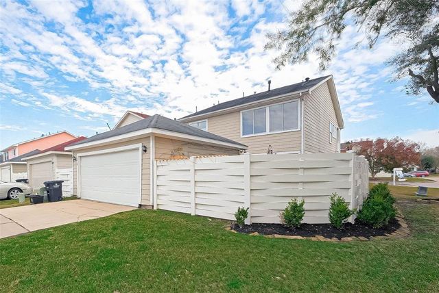 3818 W Traditions Boulevard, Houston, TX 77082