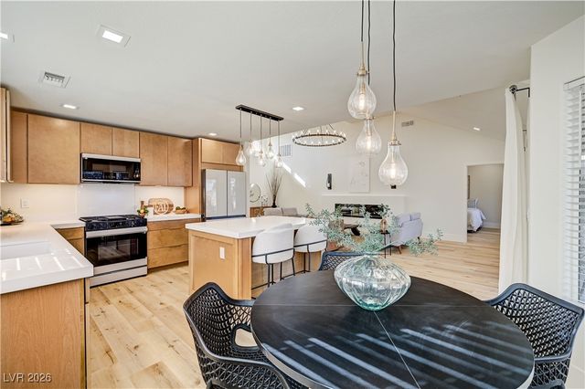 2832 Dry Plains Drive, Las Vegas, NV 89134