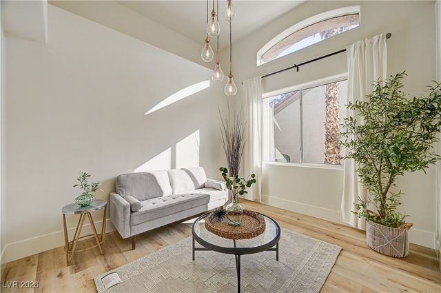 2832 Dry Plains Drive, Las Vegas, NV 89134