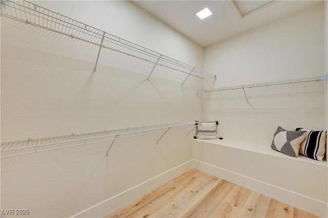 2832 Dry Plains Drive, Las Vegas, NV 89134