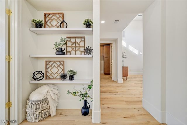 2832 Dry Plains Drive, Las Vegas, NV 89134