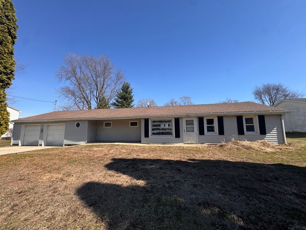 2801 Pine Street, Rock Falls, IL 61071