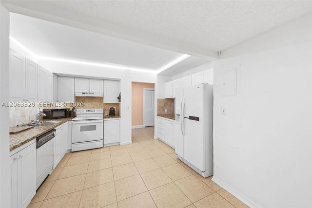 2500 Parkview Dr 812, Hallandale Beach, FL 33009