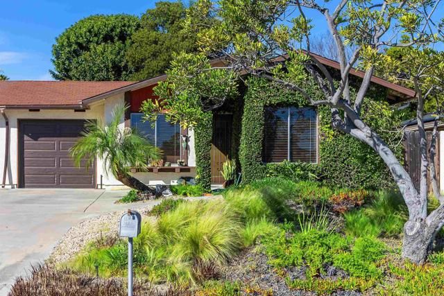 4558 Golden Ridge Dr., Oceanside, CA 92056