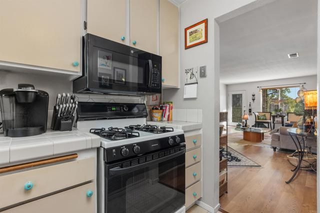 4558 Golden Ridge Dr., Oceanside, CA 92056