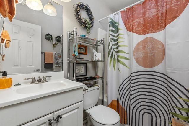 4558 Golden Ridge Dr., Oceanside, CA 92056