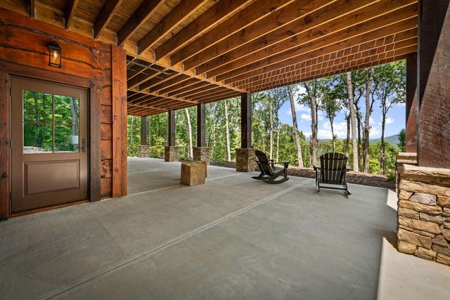 210 Hemptown Overlook, Morganton, GA 30513
