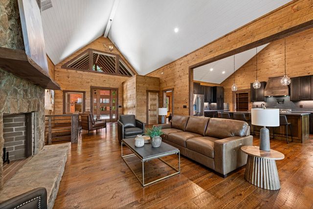 210 Hemptown Overlook, Morganton, GA 30513