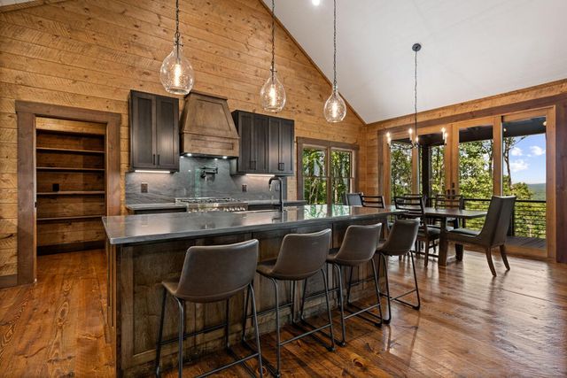 210 Hemptown Overlook, Morganton, GA 30513