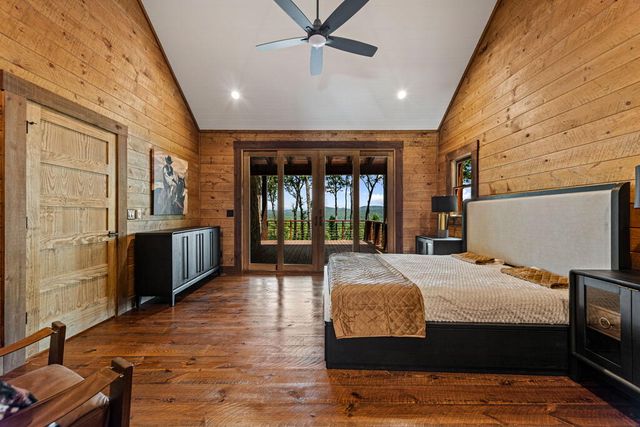 210 Hemptown Overlook, Morganton, GA 30513