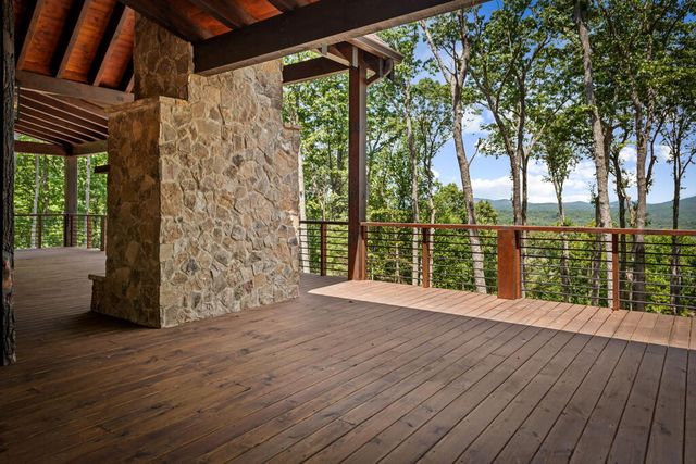 210 Hemptown Overlook, Morganton, GA 30513