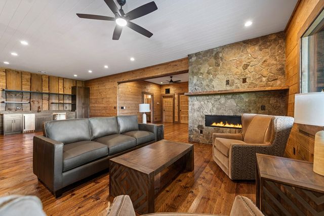 210 Hemptown Overlook, Morganton, GA 30513