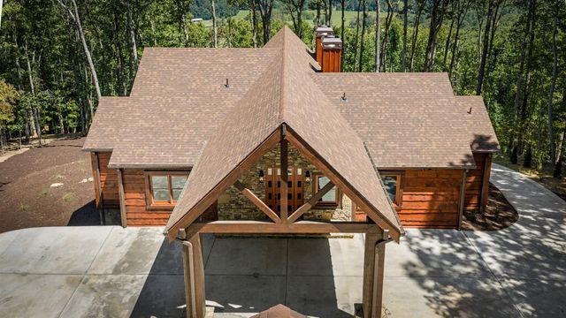 210 Hemptown Overlook, Morganton, GA 30513