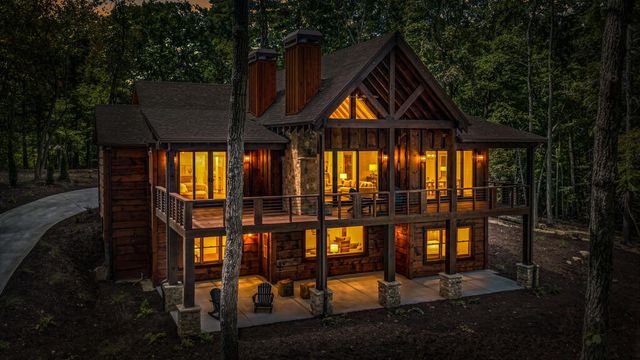 210 Hemptown Overlook, Morganton, GA 30513