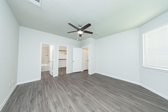 13336 Burbot Drive, Conroe, TX 77384