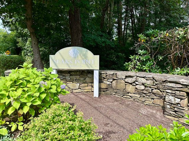 11 Juniper Cir 11, Brewster, MA 02631