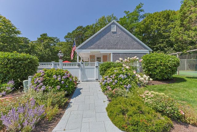 11 Juniper Cir 11, Brewster, MA 02631