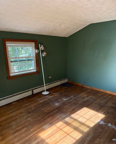 45 Monroe Road, Enfield, CT 06082