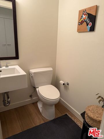 940 E 2ND Street 27, Los Angeles, CA 90012