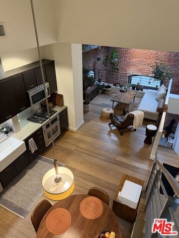 940 E 2ND Street 27, Los Angeles, CA 90012