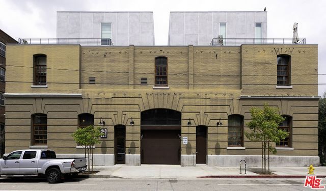 940 E 2ND Street 27, Los Angeles, CA 90012