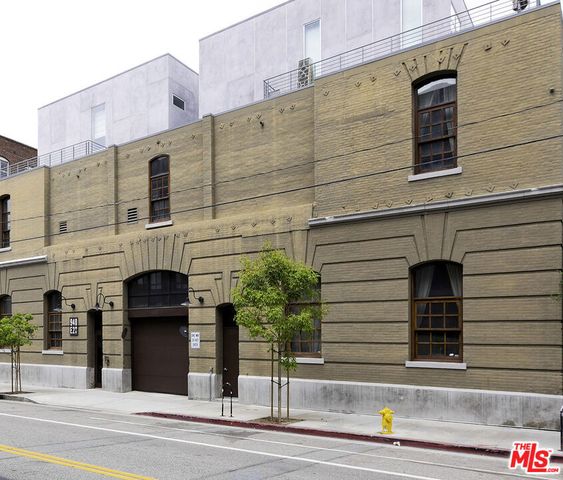940 E 2ND Street 27, Los Angeles, CA 90012