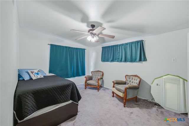 1604 Gardien Street, Gonzales, TX 78629