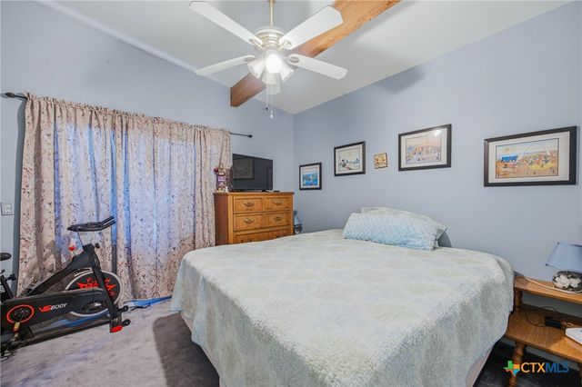 1604 Gardien Street, Gonzales, TX 78629