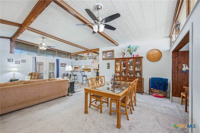 1604 Gardien Street, Gonzales, TX 78629