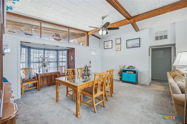 1604 Gardien Street, Gonzales, TX 78629