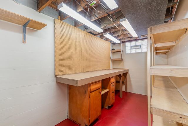 4136 St Lawrence Avenue, Cincinnati, OH 45205